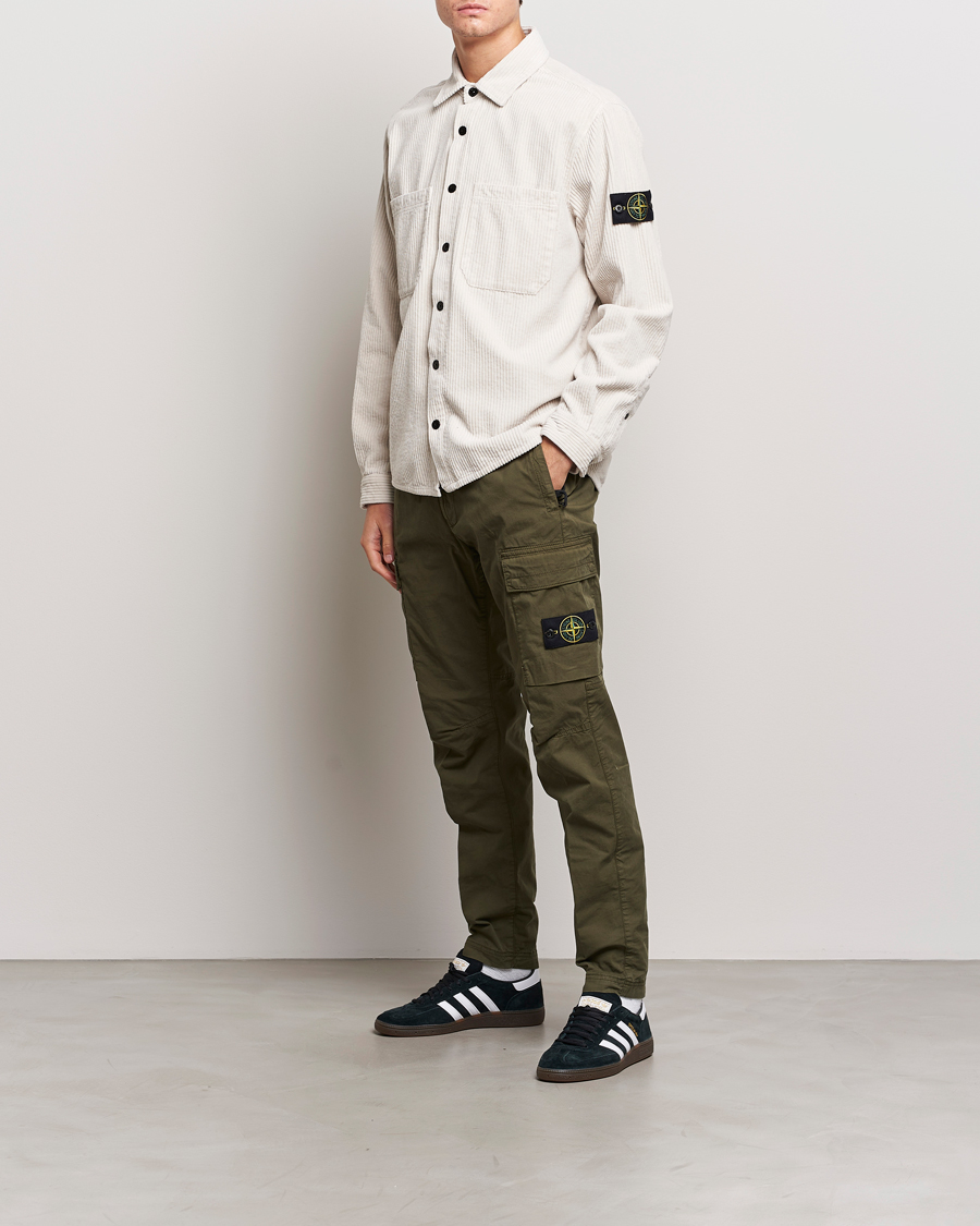 Mies | Housut | Stone Island | Stretch Cotton Gabardine Trousers Olive
