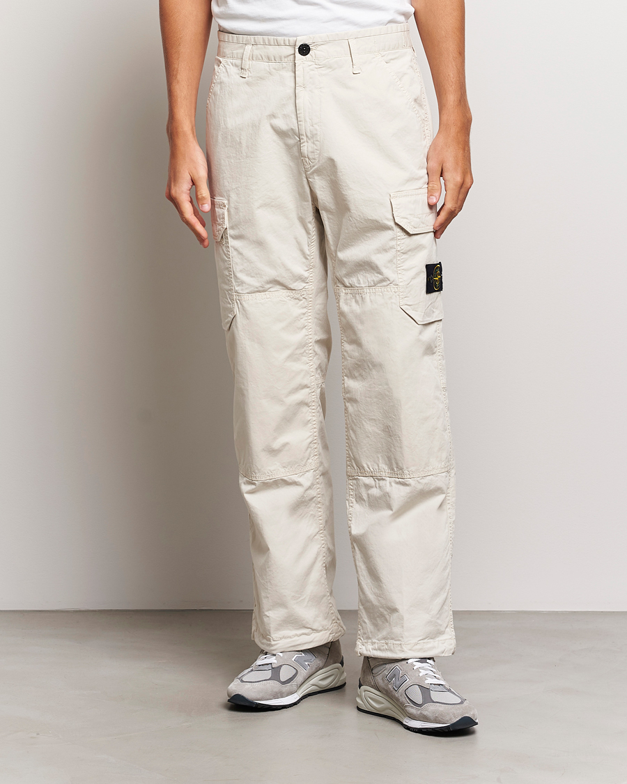 Mies | Housut | Stone Island | Stretch Cotton Gabardine Cargo Pants Plaster
