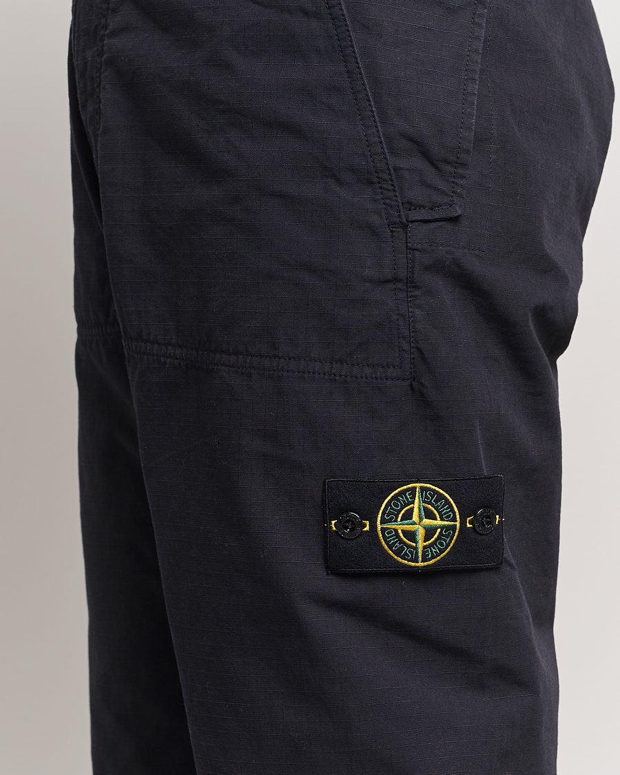 Mies | Housut | Stone Island | Garment Dyed Ripstop Trousers Navy Blue