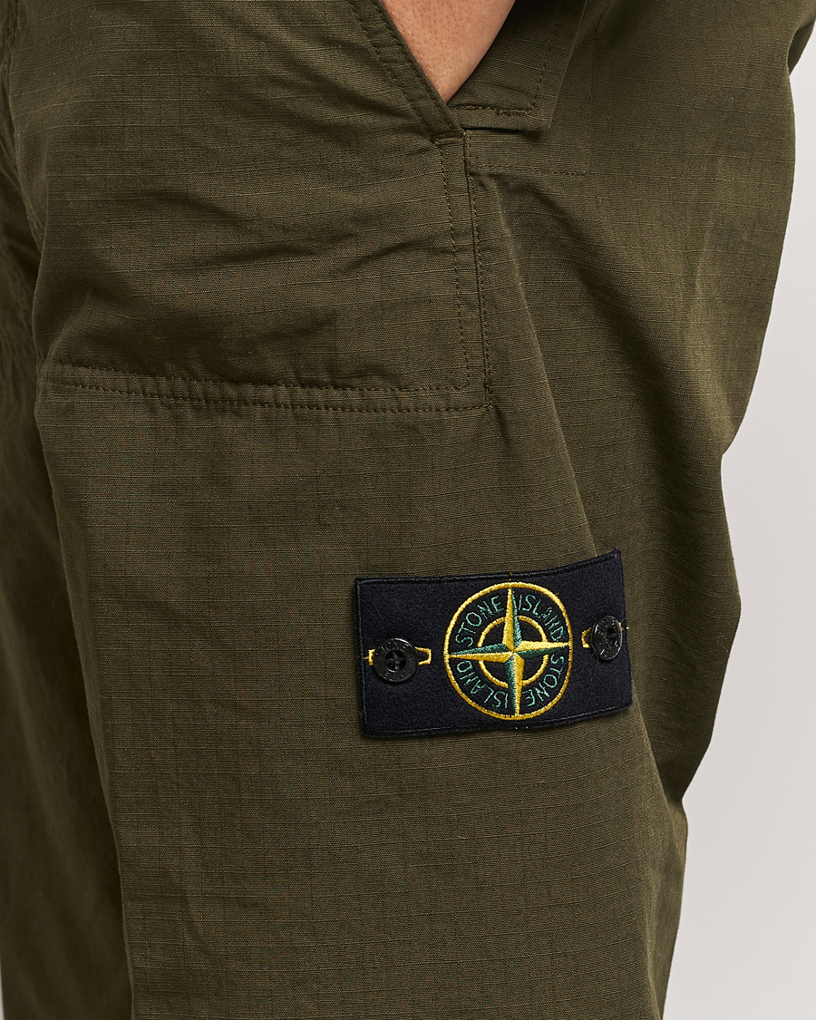 Mies | Housut | Stone Island | Garment Dyed Ripstop Trousers Olive