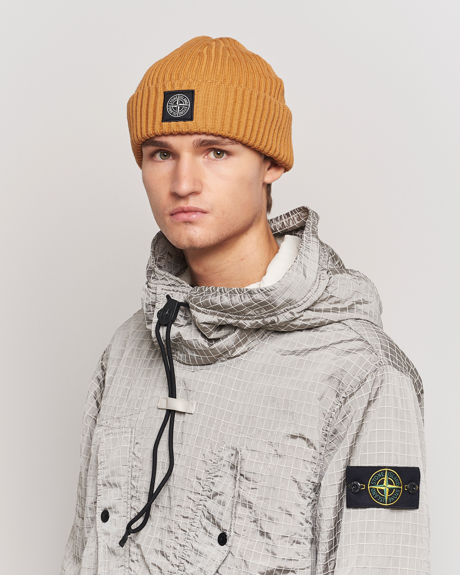 Mies | Stone Island Full Rib Wool Beanie Rust | Stone Island | Full Rib Wool Beanie Rust