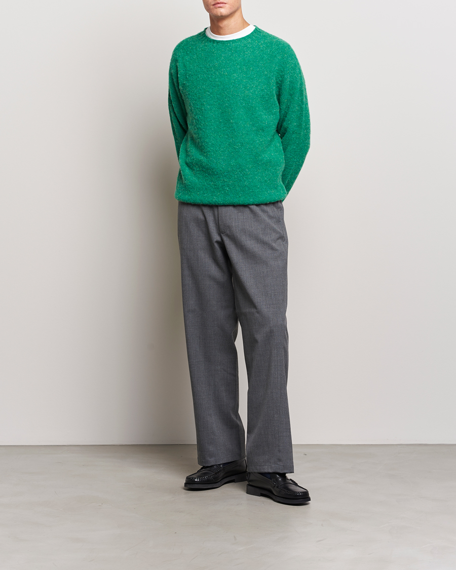 Mies | Puserot | Howlin' | Brushed Wool Sweater Greendream