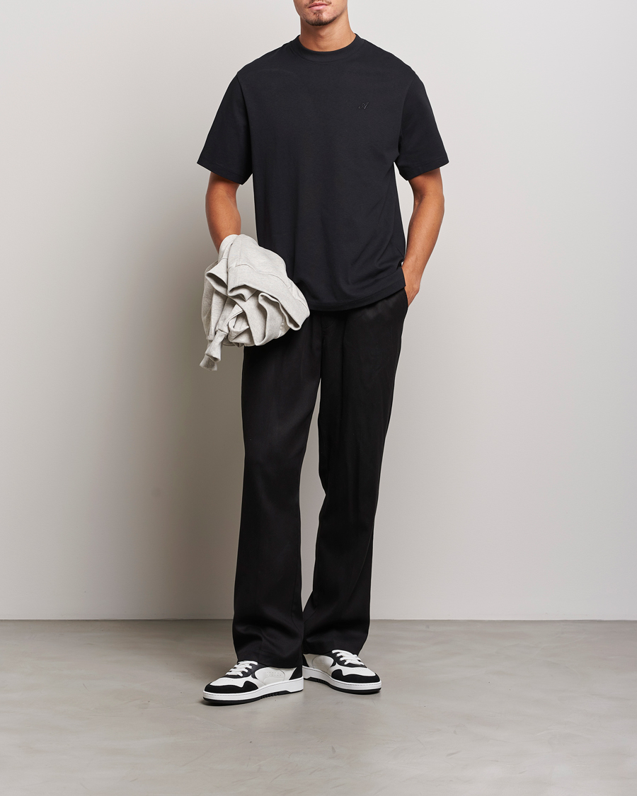 Mies | T-paidat | Axel Arigato | Signature Crew Neck T-Shirt Black