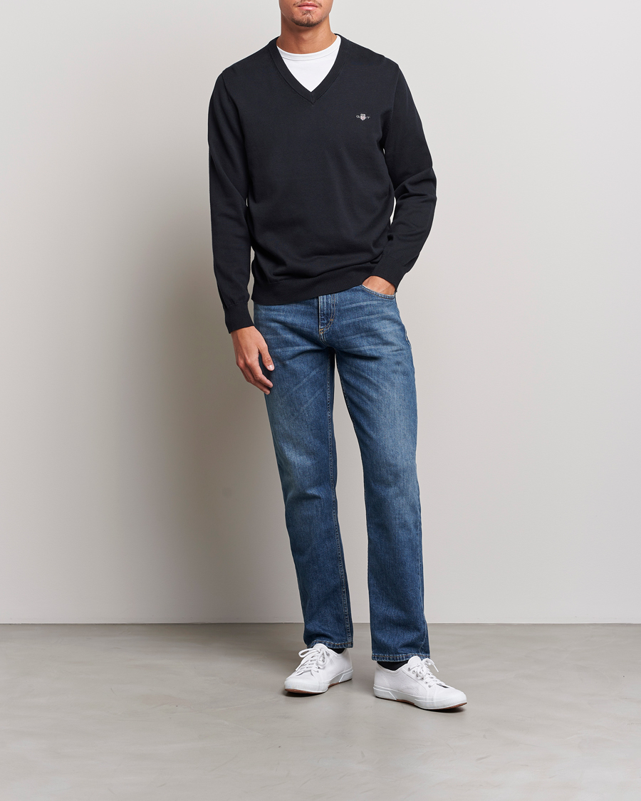 Mies | Puserot | Gant | Classic Cotton V-Neck Black