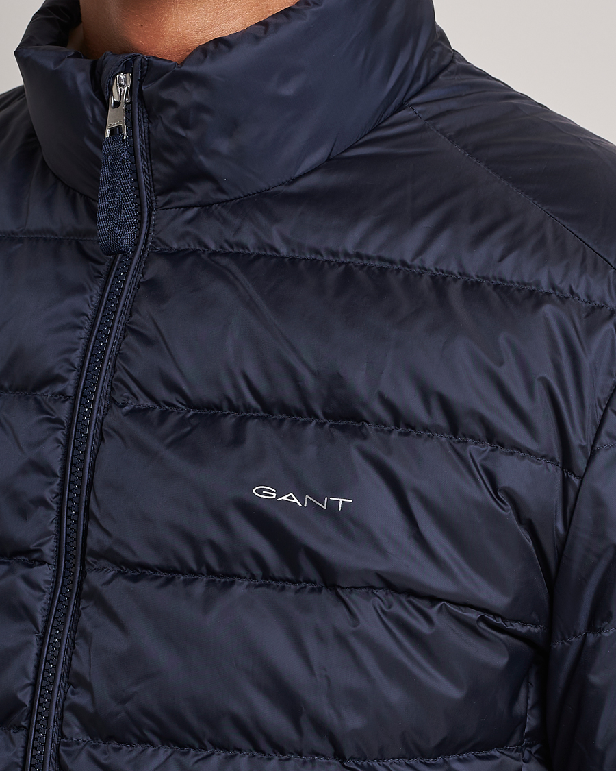 Mies | Takit | Gant | The Light Down Jacket Evening Blue
