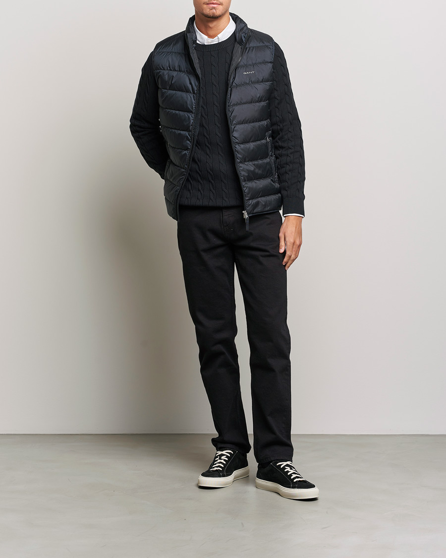 Mies | Ulkoliivit | Gant | The Light Down Gilet Black