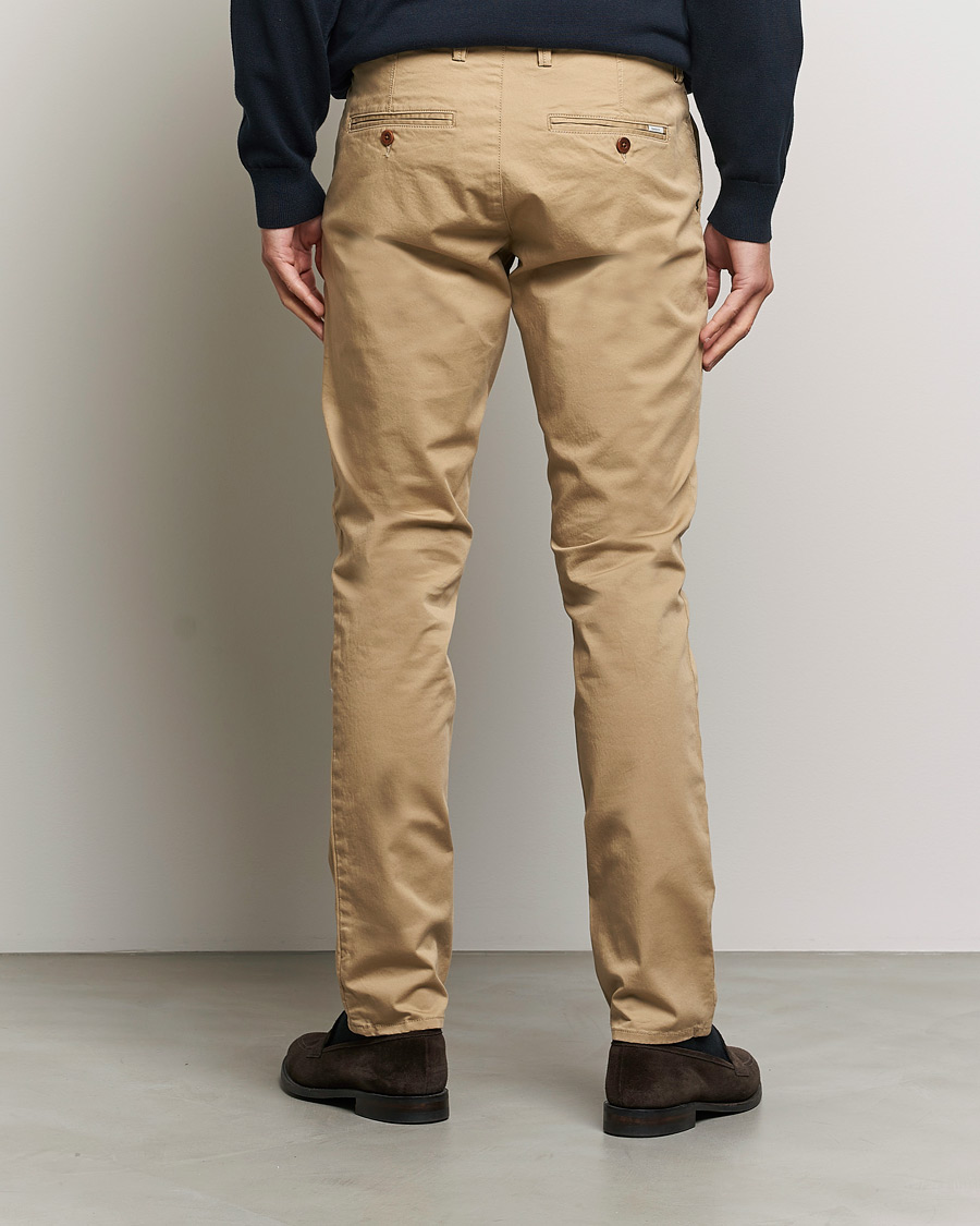 Mies | Housut | Gant | Slim Fit Twill Chino Dark Khaki