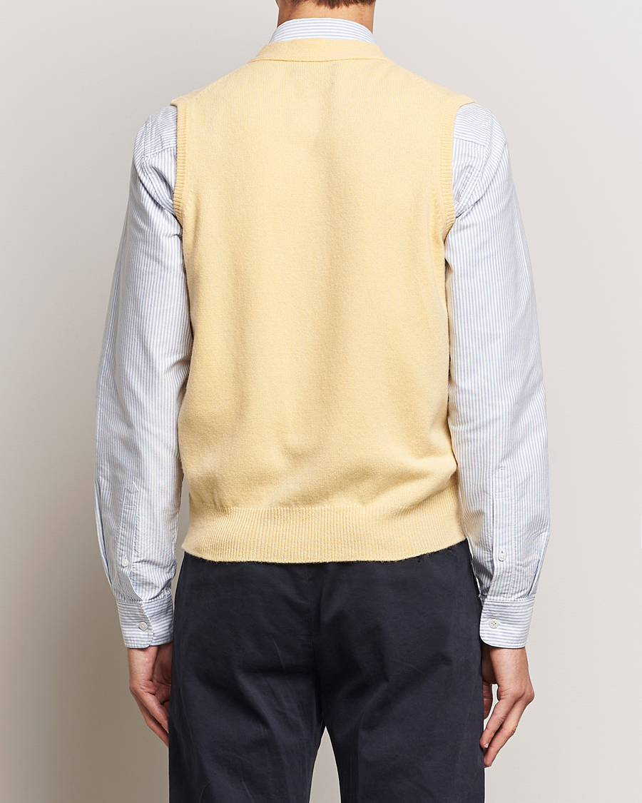 Mies | Puserot | Drake's | Lambswool Vest Cardigan Yellow