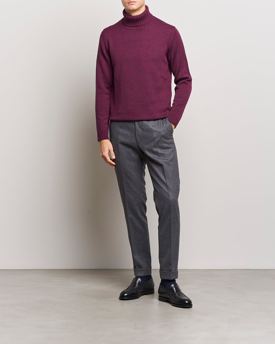 Mies | Puserot | Zanone | Virgin Merino Wool Rollneck Burgundy