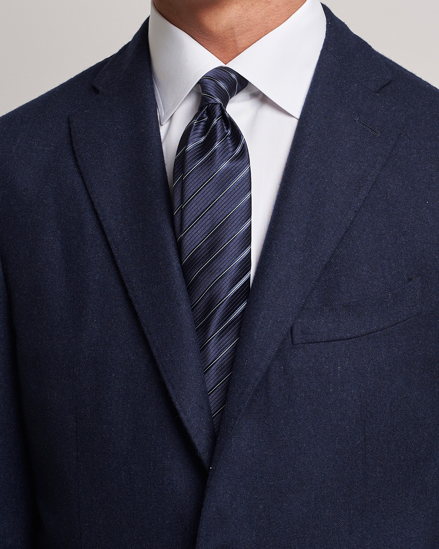 Mies | Giorgio Armani Regimental Stripe Silk Tie Navy | Giorgio Armani | Regimental Stripe Silk Tie Navy