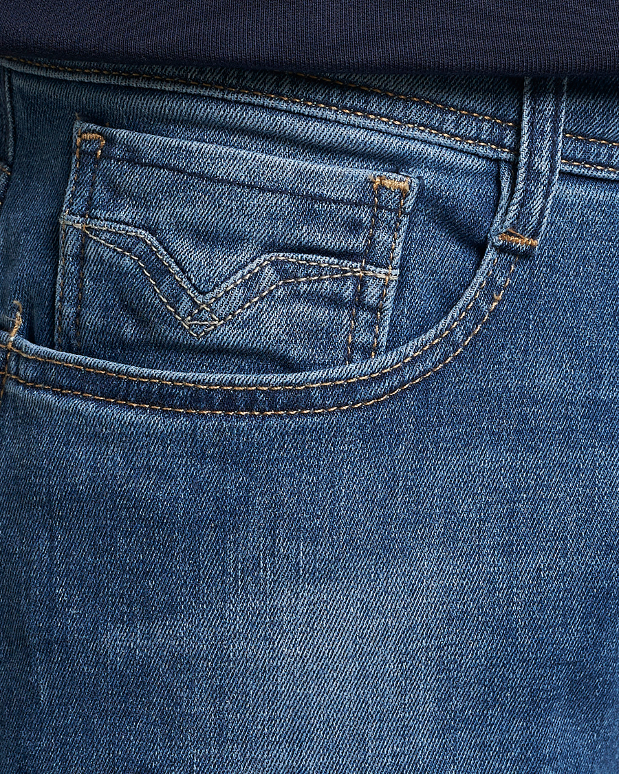 Mies | Farkut | Replay | Rocco Tapered Stretch Jeans Medium Blue