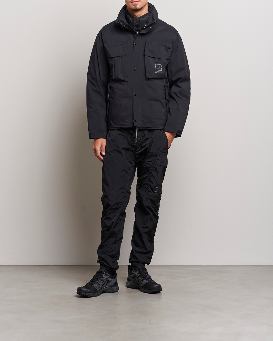 Mies | Takit | C.P. Company | Metropolis Two in One Padded GORE-TEX Jacket Black