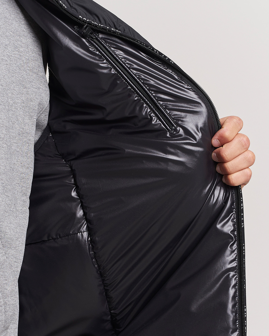 Mies | Takit | Moncler | Tarn Vest Black