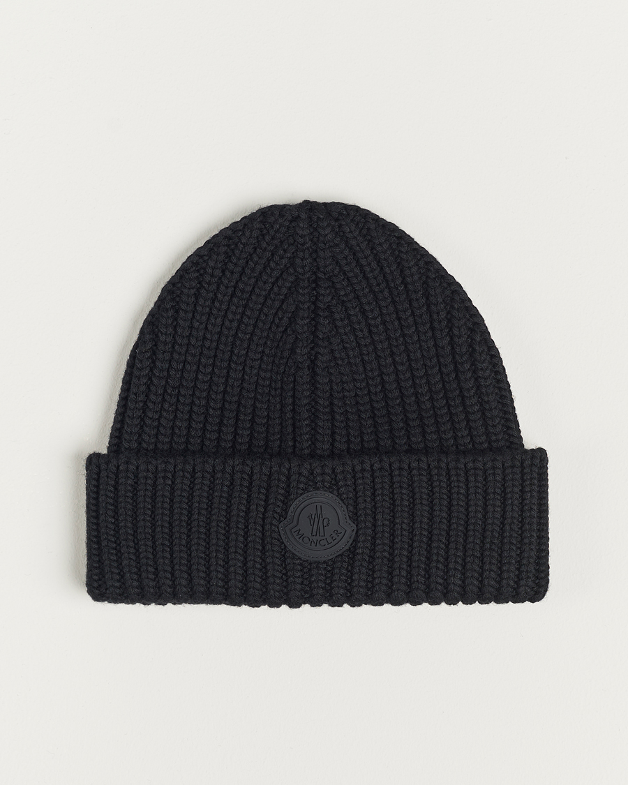 Mies | Moncler Tonal Logo Beanie Black | Moncler | Tonal Logo Beanie Black
