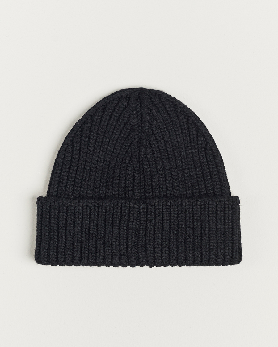 Mies | Moncler Tonal Logo Beanie Black | Moncler | Tonal Logo Beanie Black