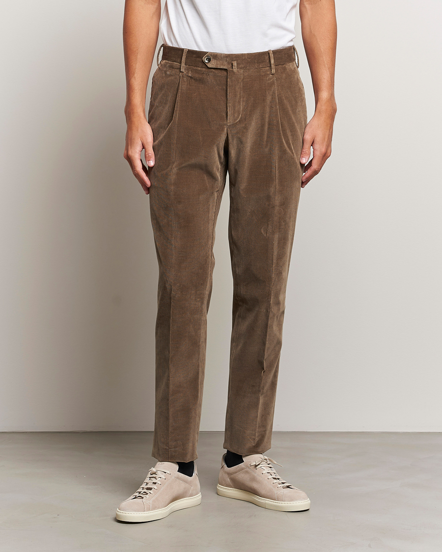 Mies | Vakosamettihousut | PT01 | Slim Fit Pleated Corduroy Trousers Taupe