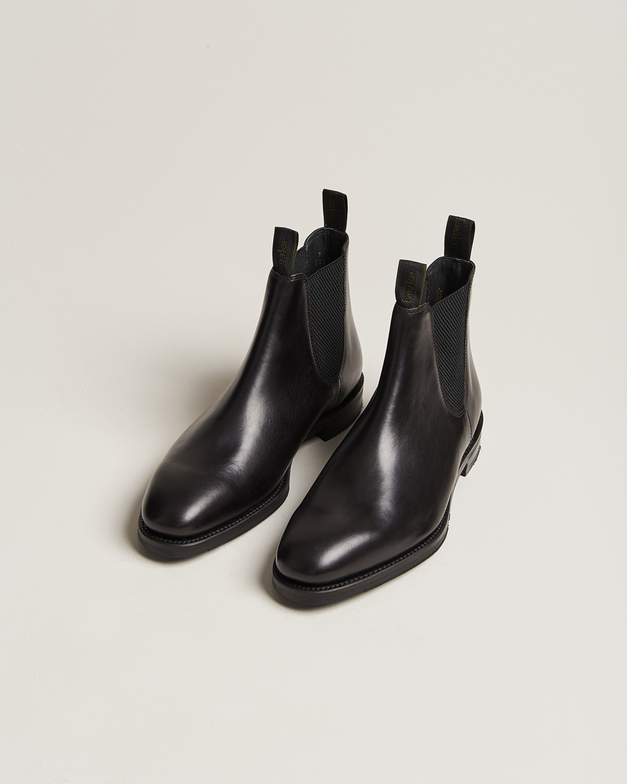Mies | Käsintehdyt kengät | Loake 1880 | Emsworth Chelsea Boot Black Leather