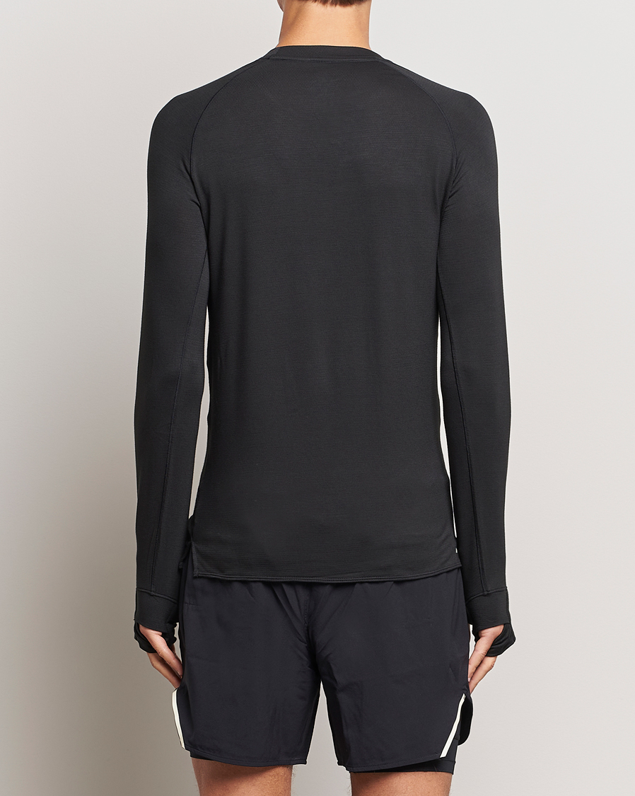 Mies | T-paidat | New Balance | Running Q Speed Jacquard Long Sleeve T-Shirt Black