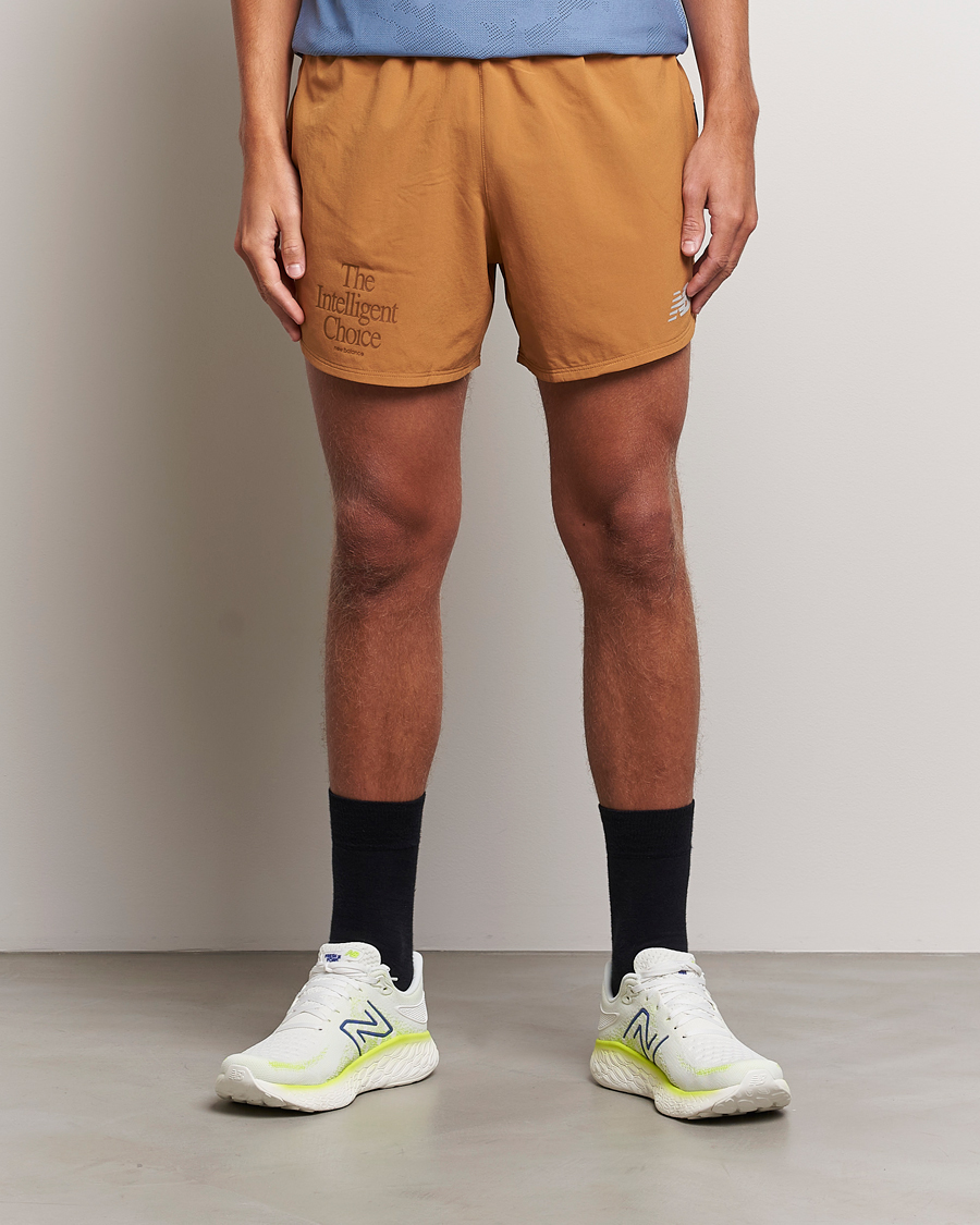 Mies | Shortsit | New Balance | Running Impact Run 5 Inch Shorts Tobacco