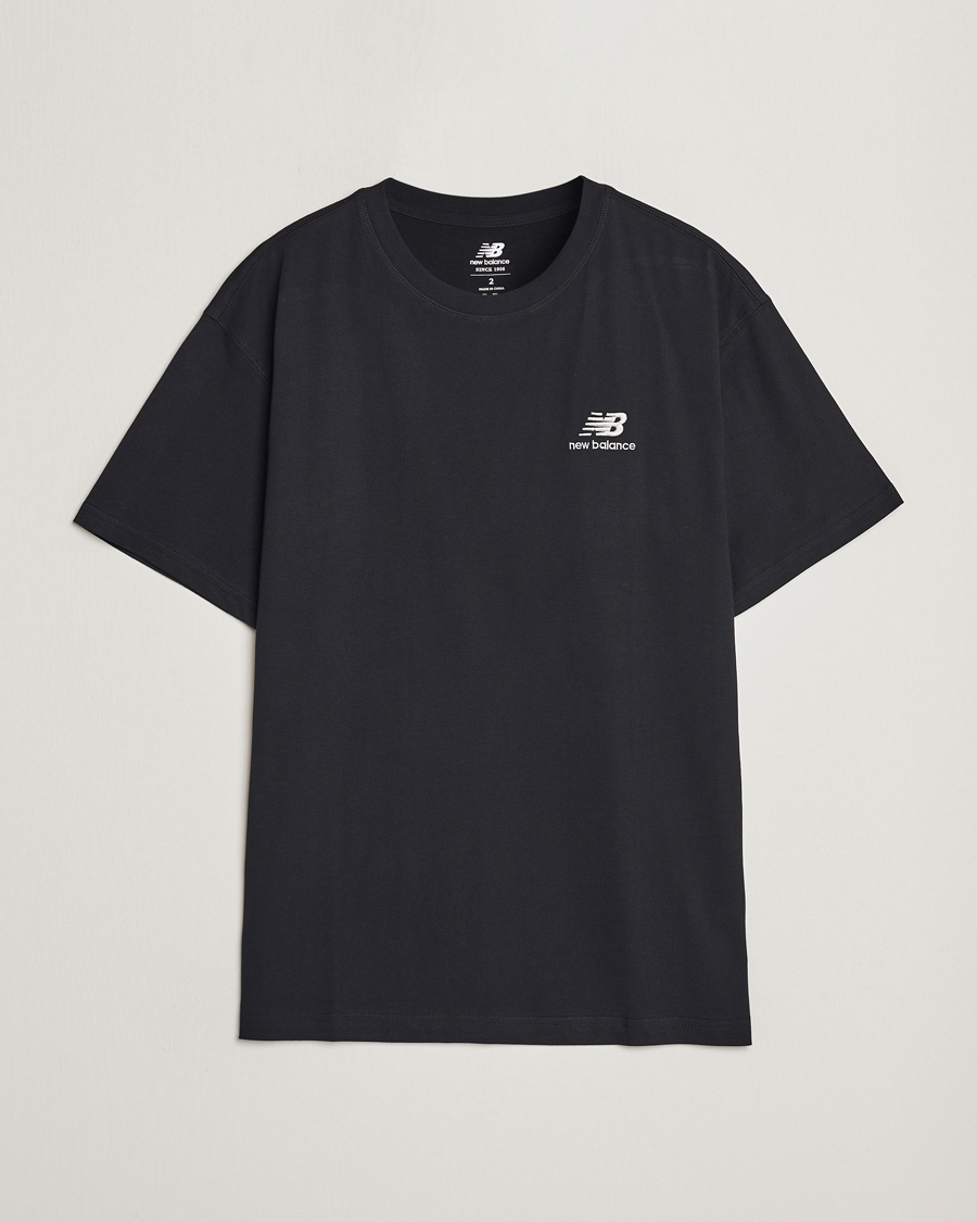 Mies |  | New Balance | Essentials T-Shirt Black
