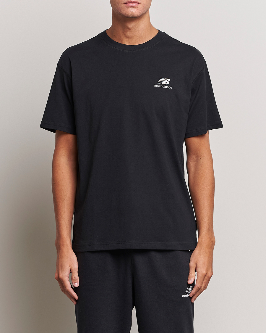 Mies |  | New Balance | Essentials T-Shirt Black