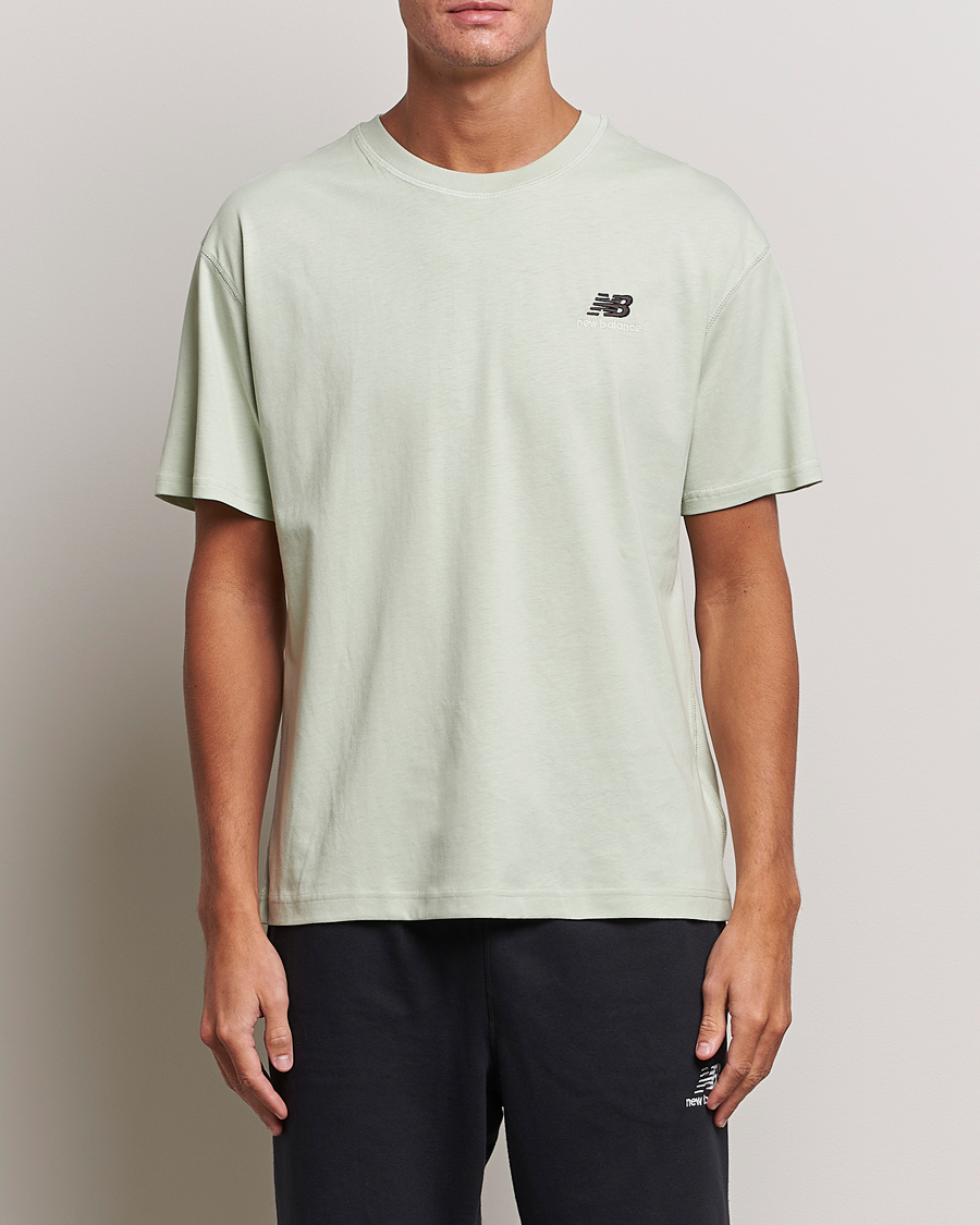Mies | T-paidat | New Balance | Essentials T-Shirt Sage