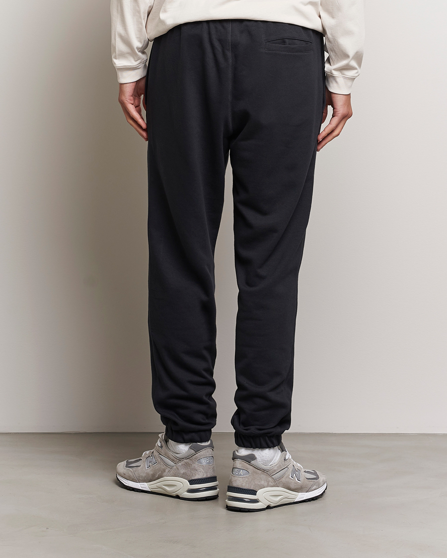 Mies | Housut | New Balance | Essentials Sweatpants Black