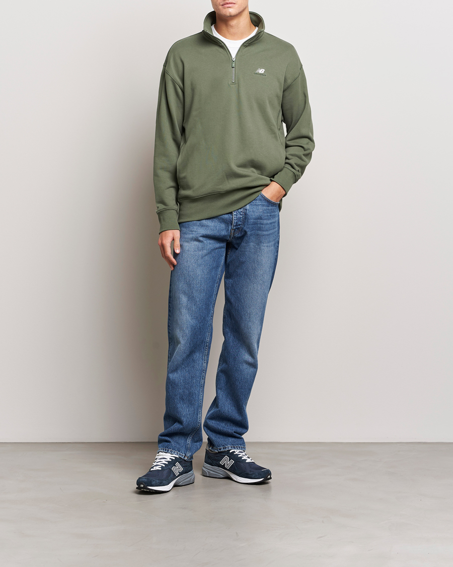 Mies | Puserot | New Balance | Athletics Terry 1/4 Zip Deep Olive Green