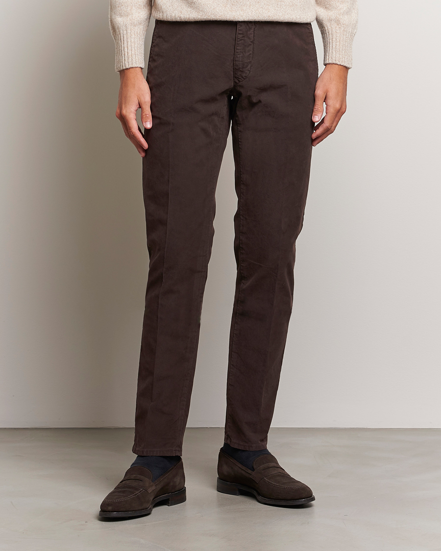 Mies | Chinot | Incotex | Slim Fit Garment Dyed Slacks Dark Brown