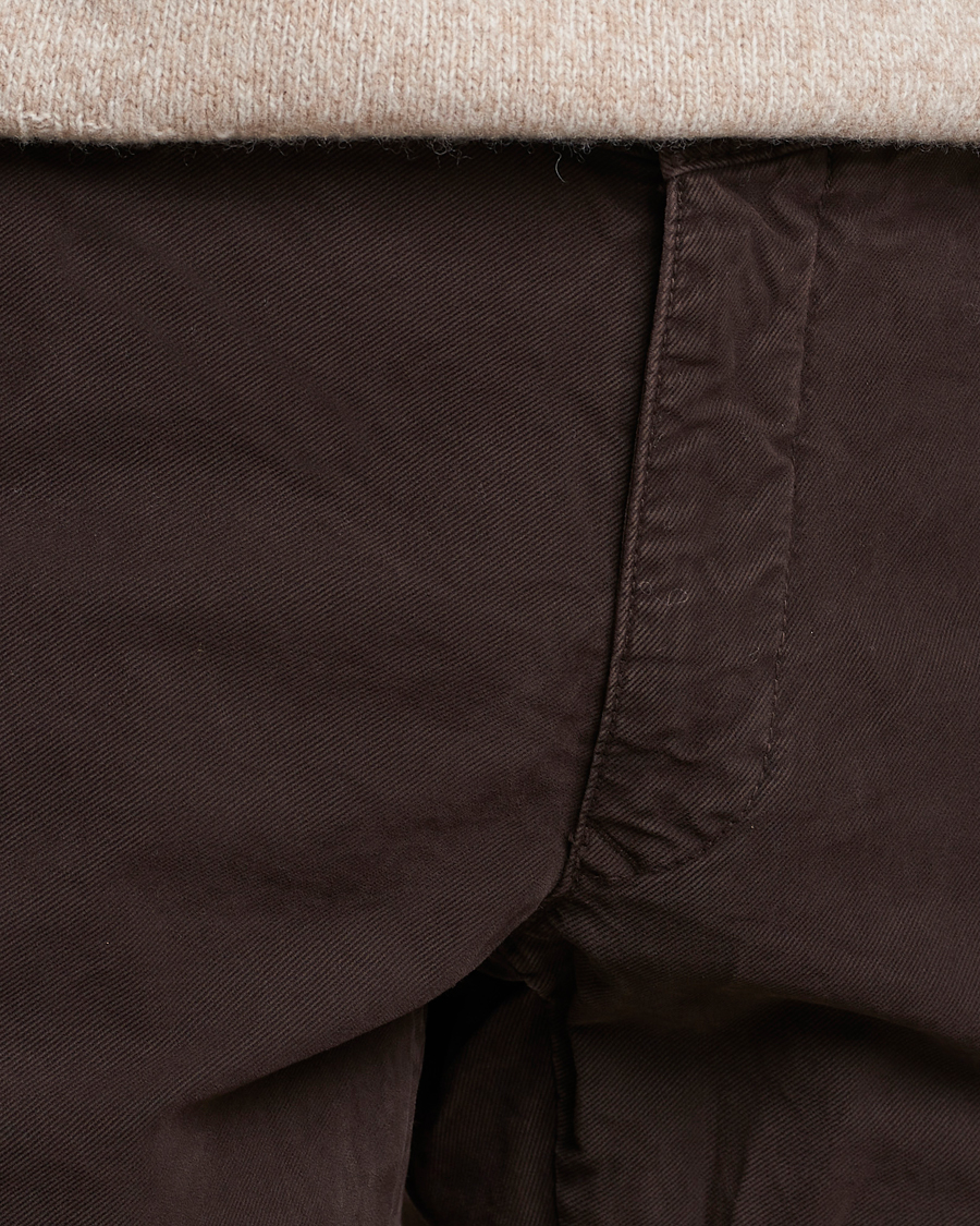 Mies | Housut | Incotex | Slim Fit Garment Dyed Slacks Dark Brown
