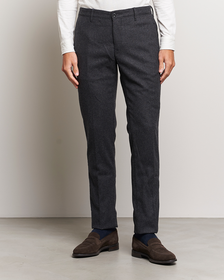Mies | Housut | Incotex | Slim Fit Washed Flannel Stretch Slacks Dark Grey