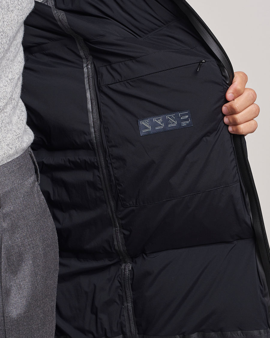 Mies | Takit | Herno | Laminar Stretch Nylon Down Coat Navy