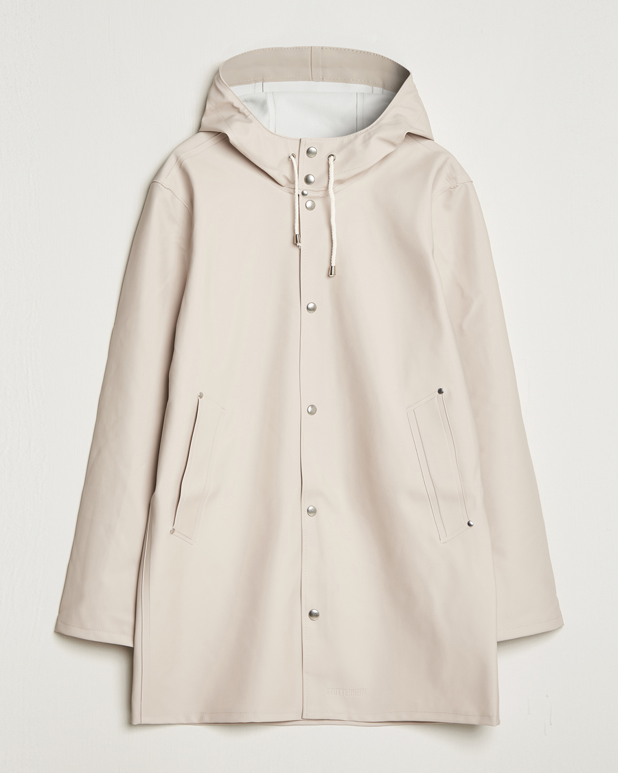 Mies | Takit | Stutterheim | Stockholm Raincoat Light Sand