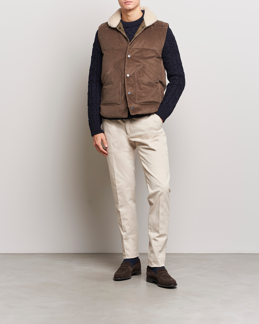 Mies | Takit | Valstar | Corduroy Shearling Collar Down Vest Brown