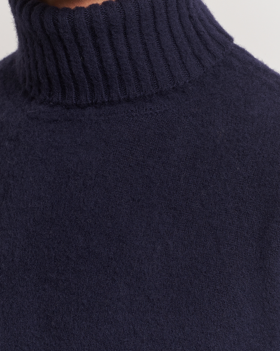 Mies | Puserot | Piacenza Cashmere | Brushed Wool Rollneck Navy