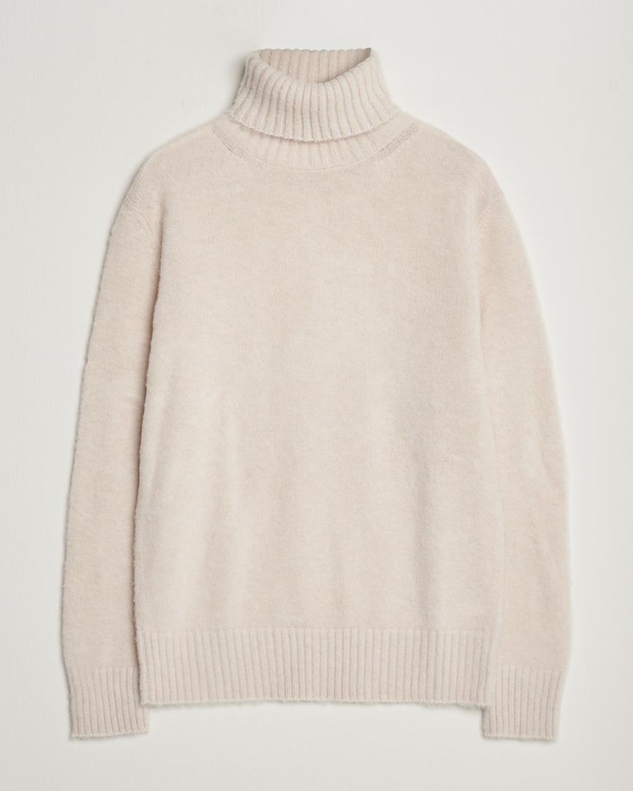 Mies | Puserot | Piacenza Cashmere | Brushed Wool Rollneck Beige
