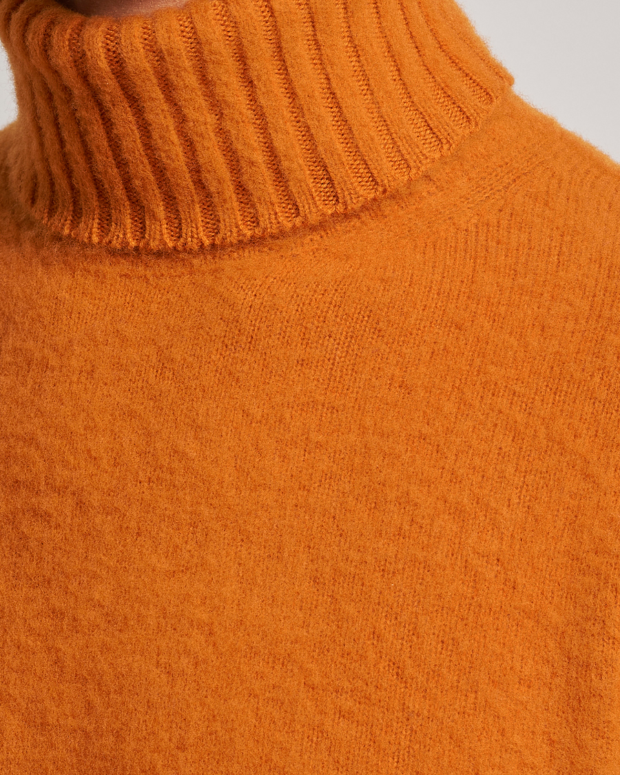 Mies | Puserot | Piacenza Cashmere | Brushed Wool Rollneck Orange