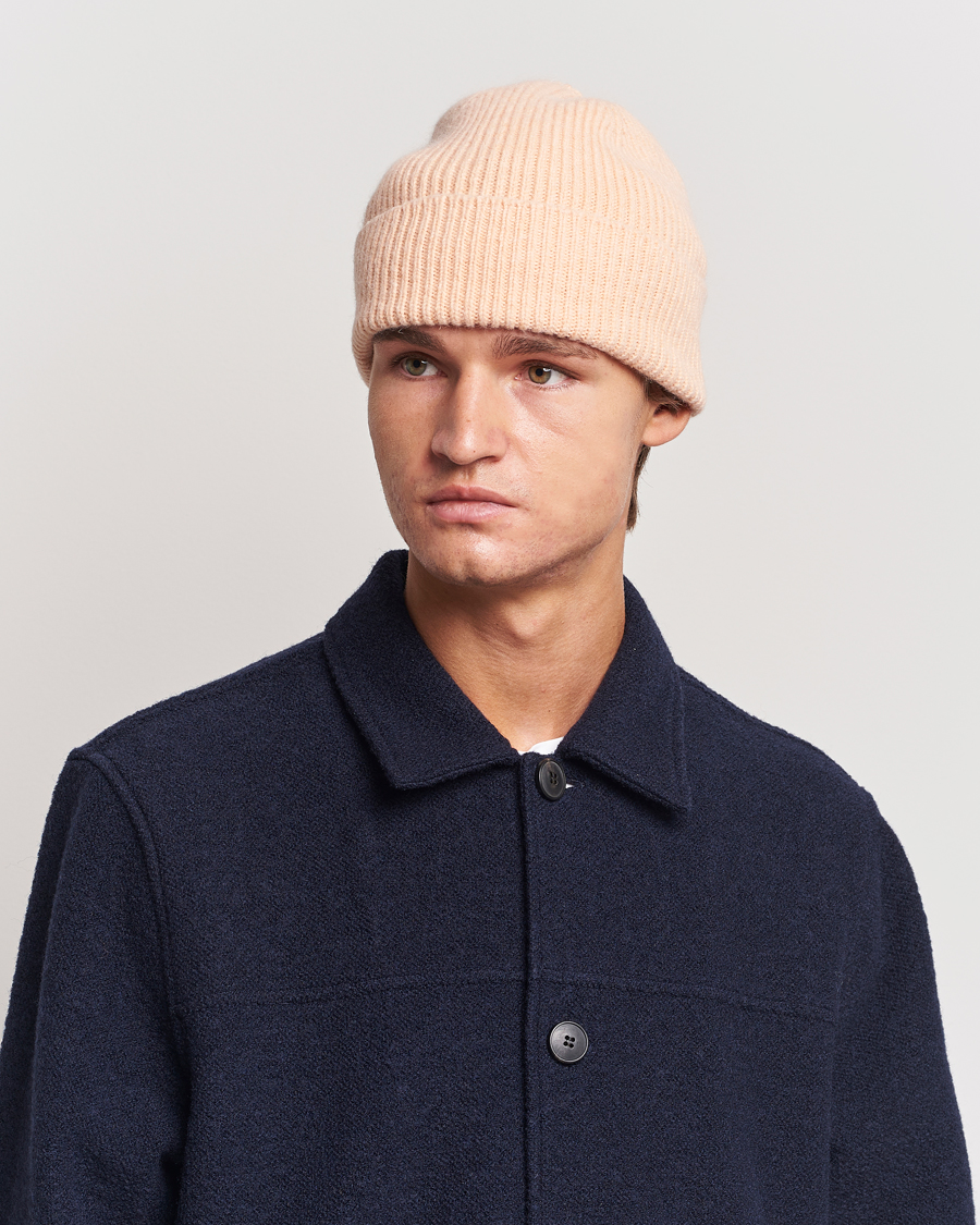 Mies | Pipot | Le Bonnet | Lambswool/Caregora Beanie Peach
