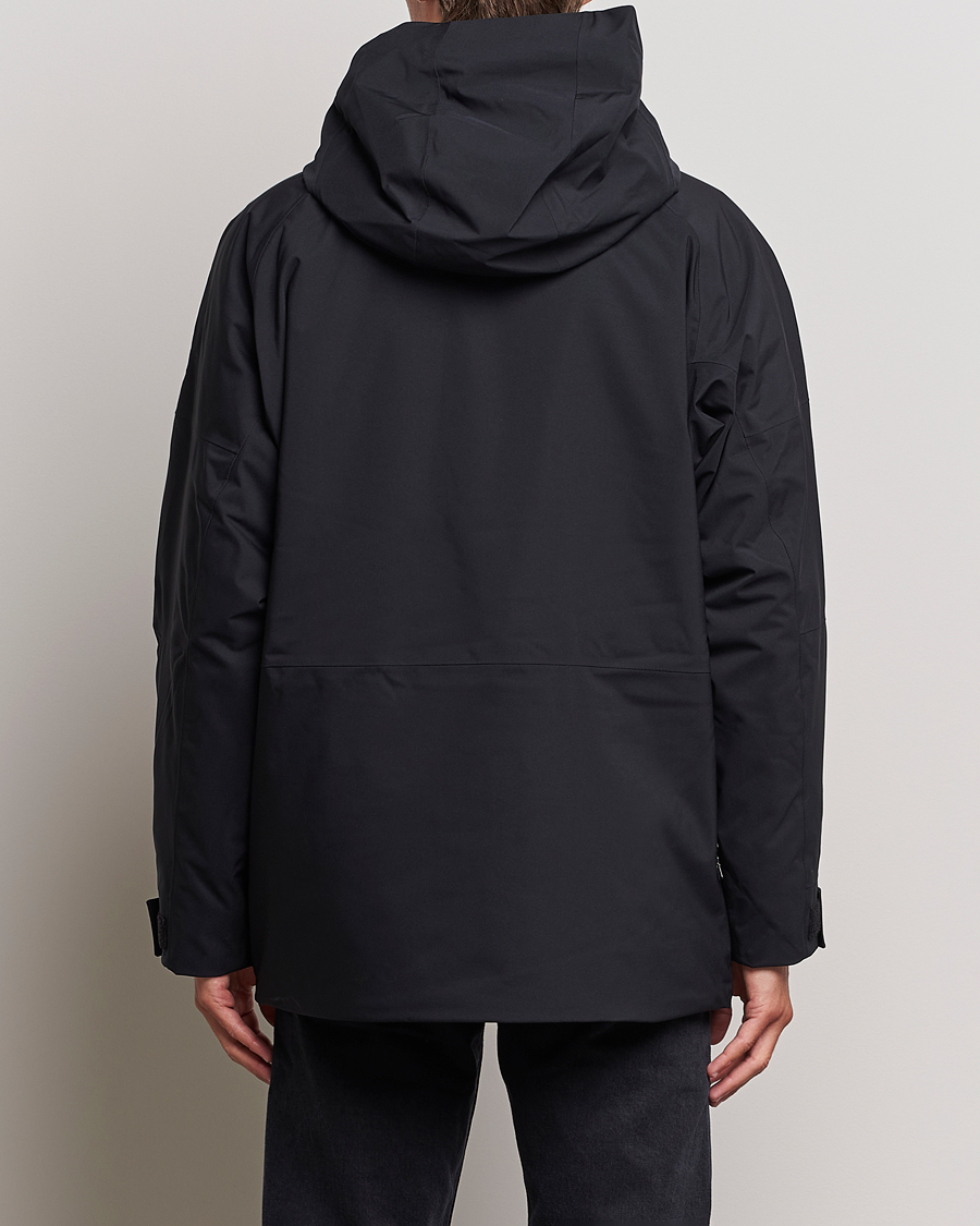 Mies | Takit | Peak Performance | 2L Padded Field Jacket Black