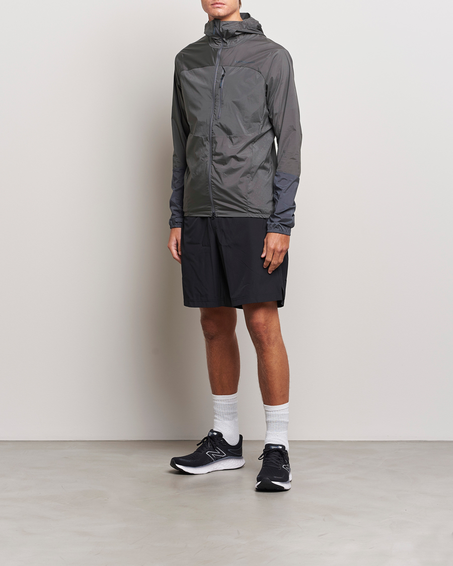 Mies | Takit | Peak Performance | Vislight Wind Jacket Motion Grey/Omber Blue