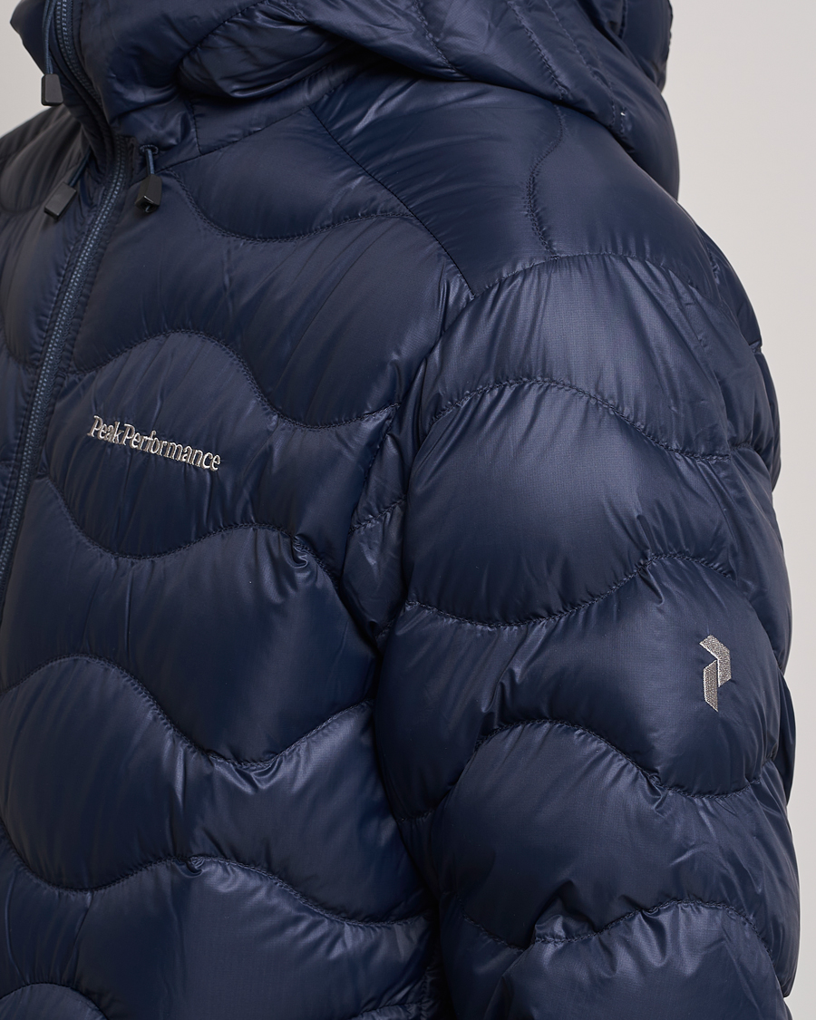 Mies | Takit | Peak Performance | Helium Down Hooded Jacket Blue Shadow