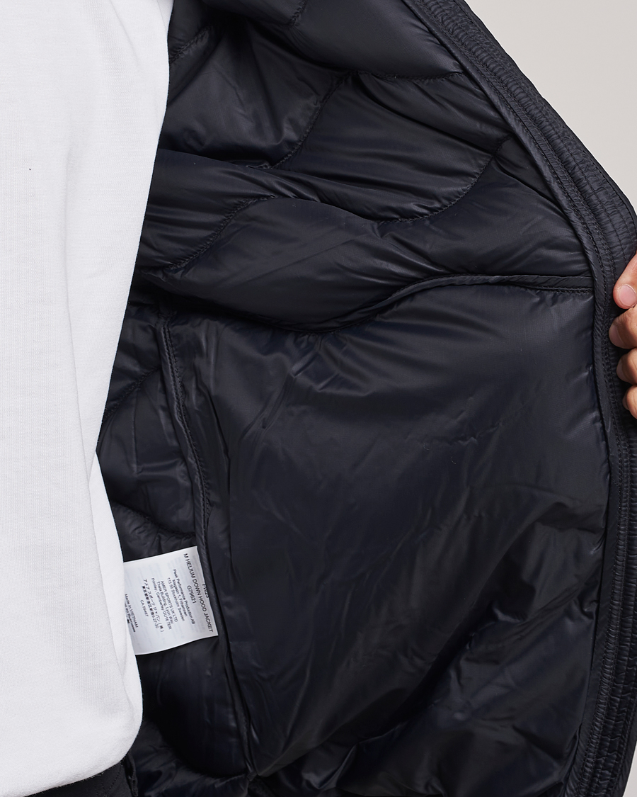 Mies | Takit | Peak Performance | Helium Down Hooded Jacket Black