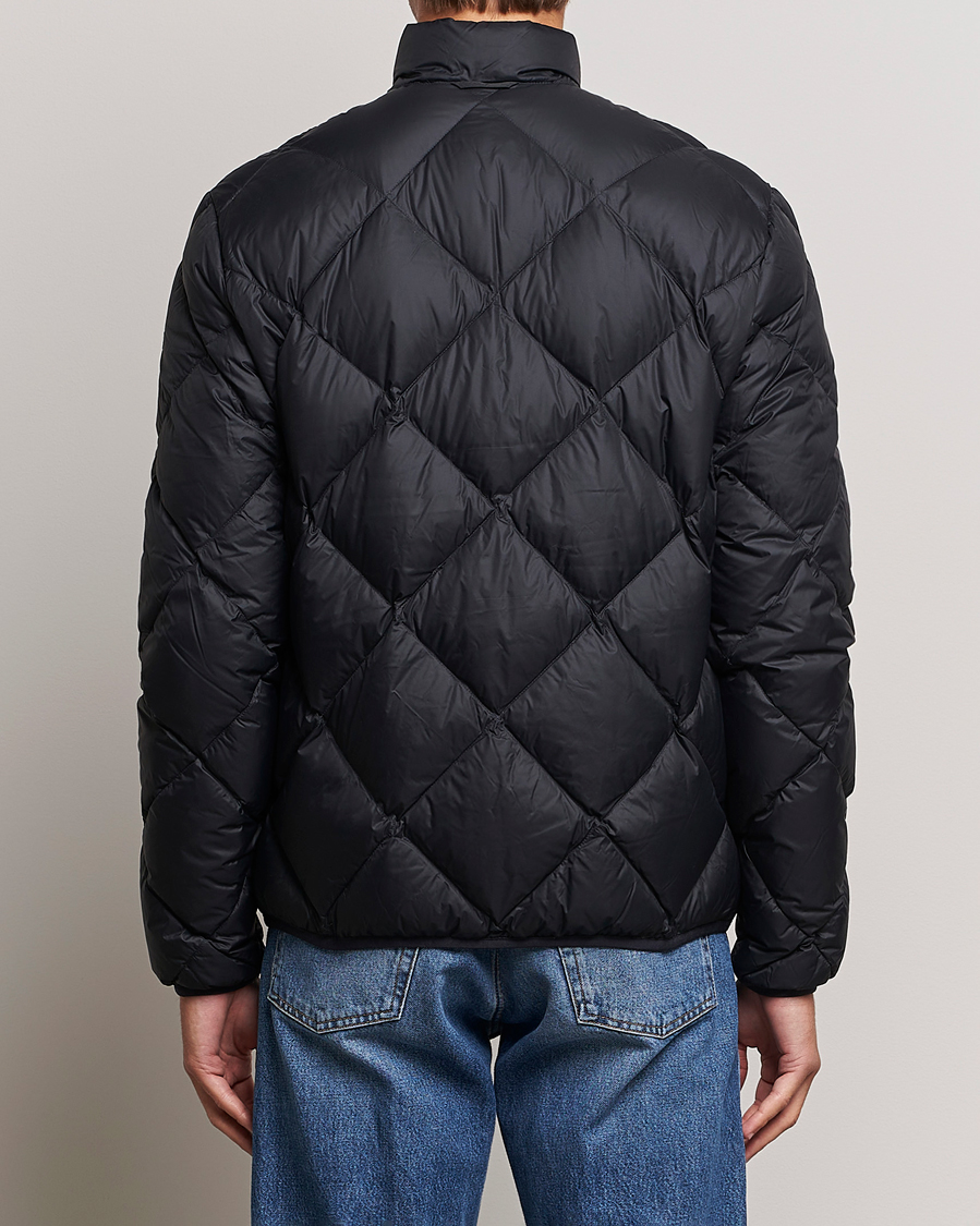 Mies | Takit | Peak Performance | Mount Down Liner Black