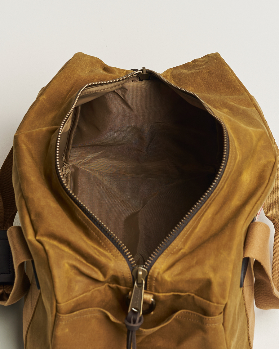 Mies | Laukut | Filson | Tin Cloth Small Duffle Bag Dark Tan