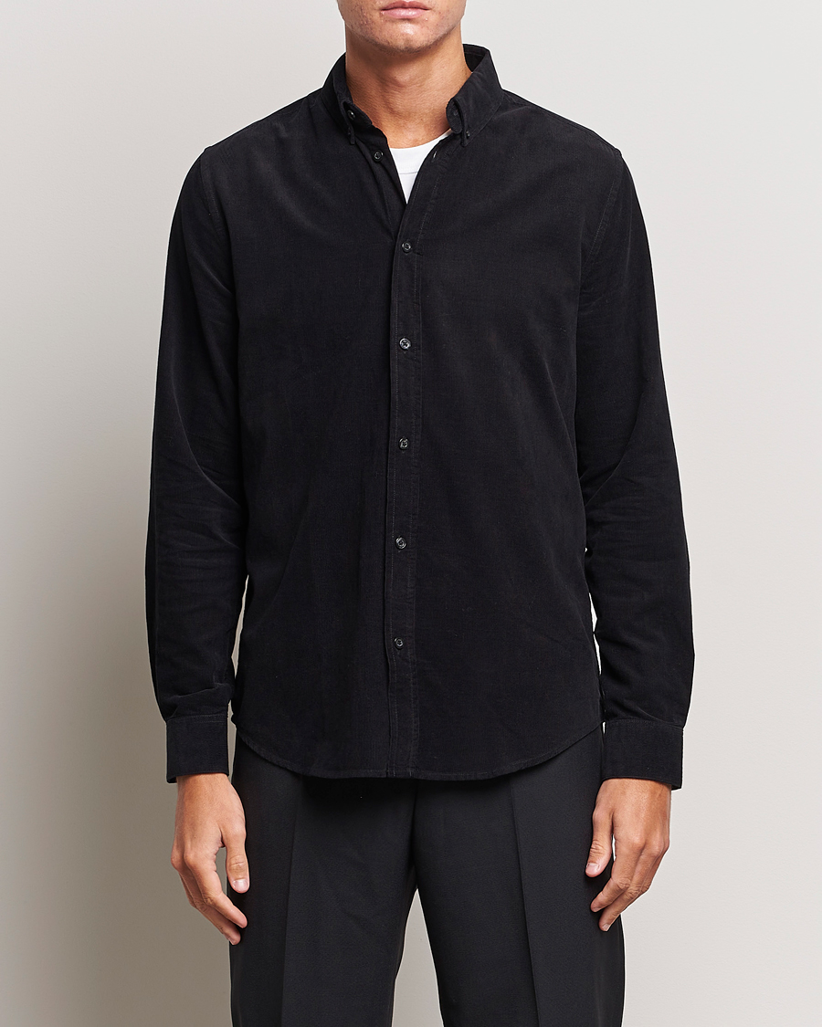 Mies | Kauluspaidat | Samsøe Samsøe | Samsøe & Samsøe Liam Baby Cord Shirt Black