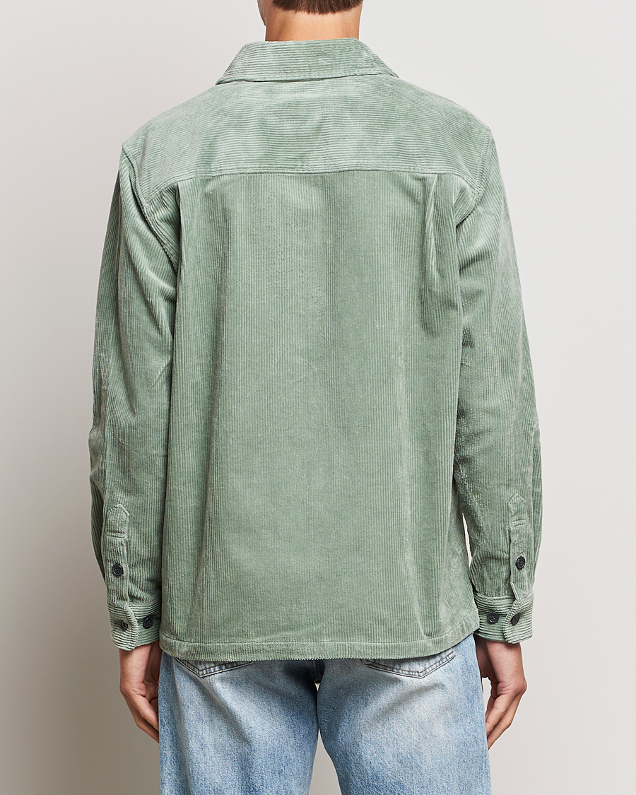 Mies | Kauluspaidat | Samsøe Samsøe | Samsøe & Samsøe Damon Corduroy Overshirt Iceberg Green