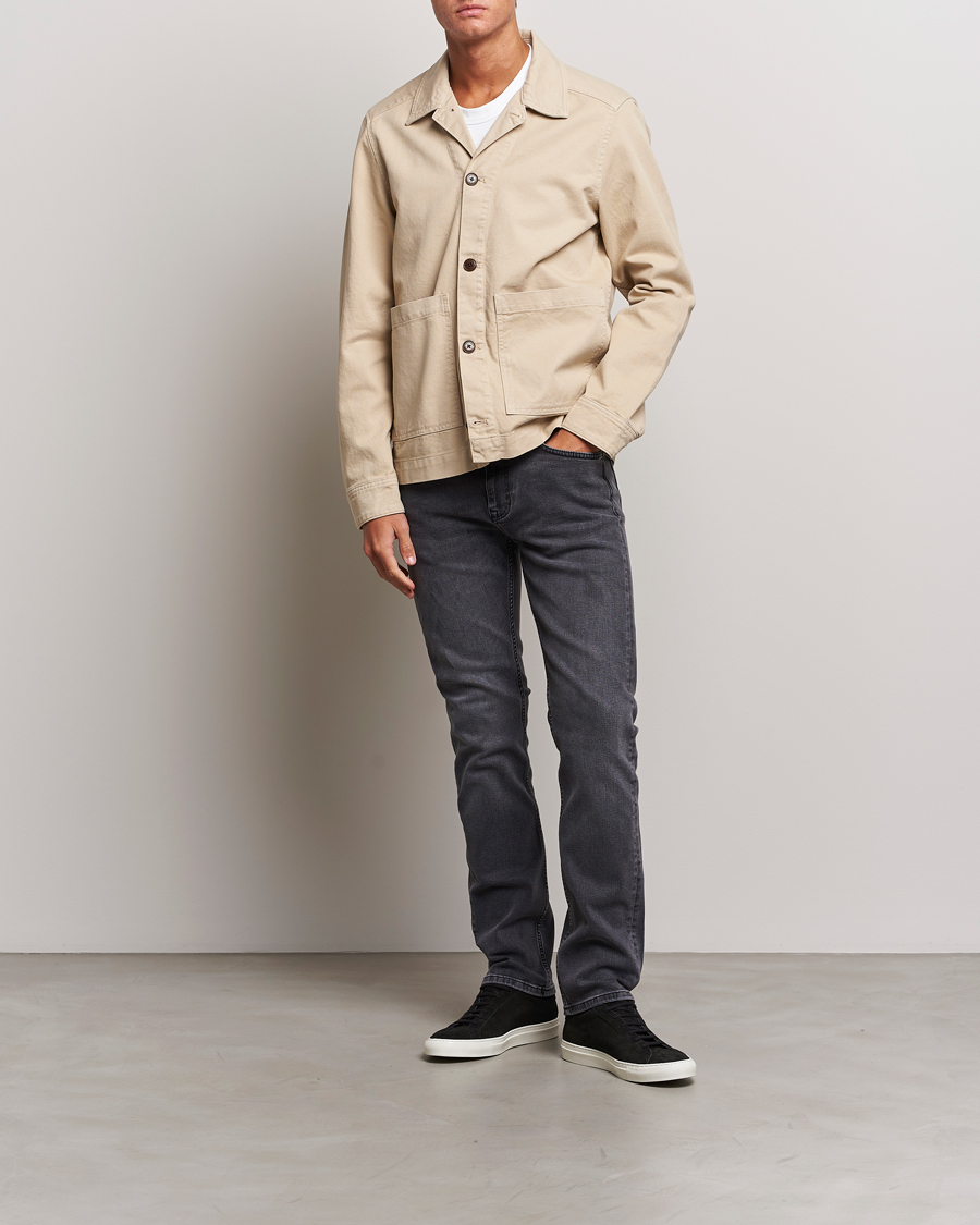 Mies | Farkut | J.Lindeberg | Cedar Slate Stretched Washed Jeans Granite Grey