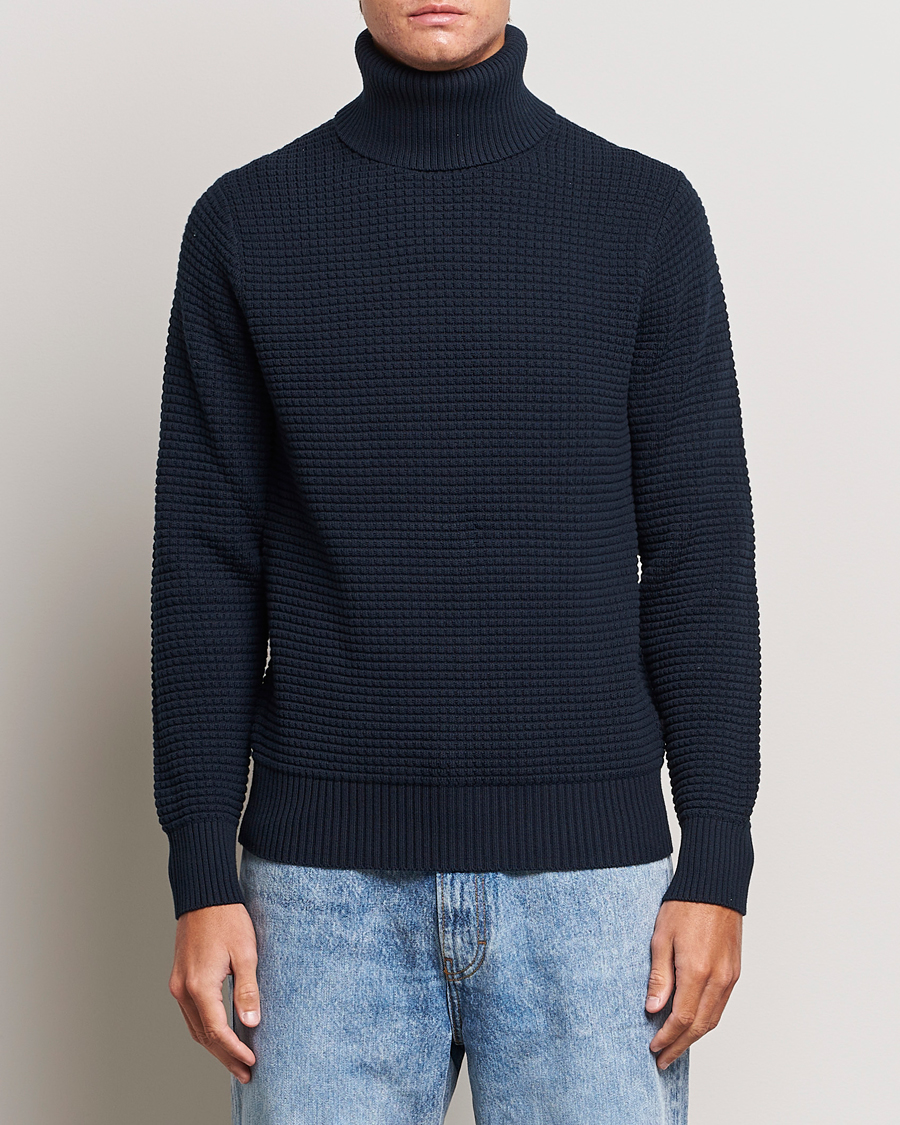 Mies | Poolot | J.Lindeberg | Olivero Cotton Turtle Sweater Navy