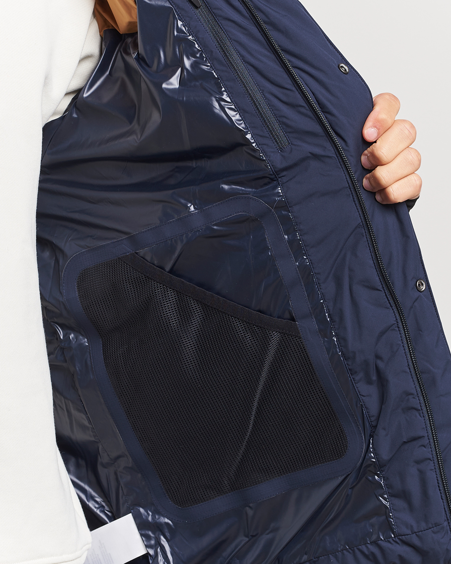 Mies | Takit | J.Lindeberg | Dry Powder Down Jacket Navy