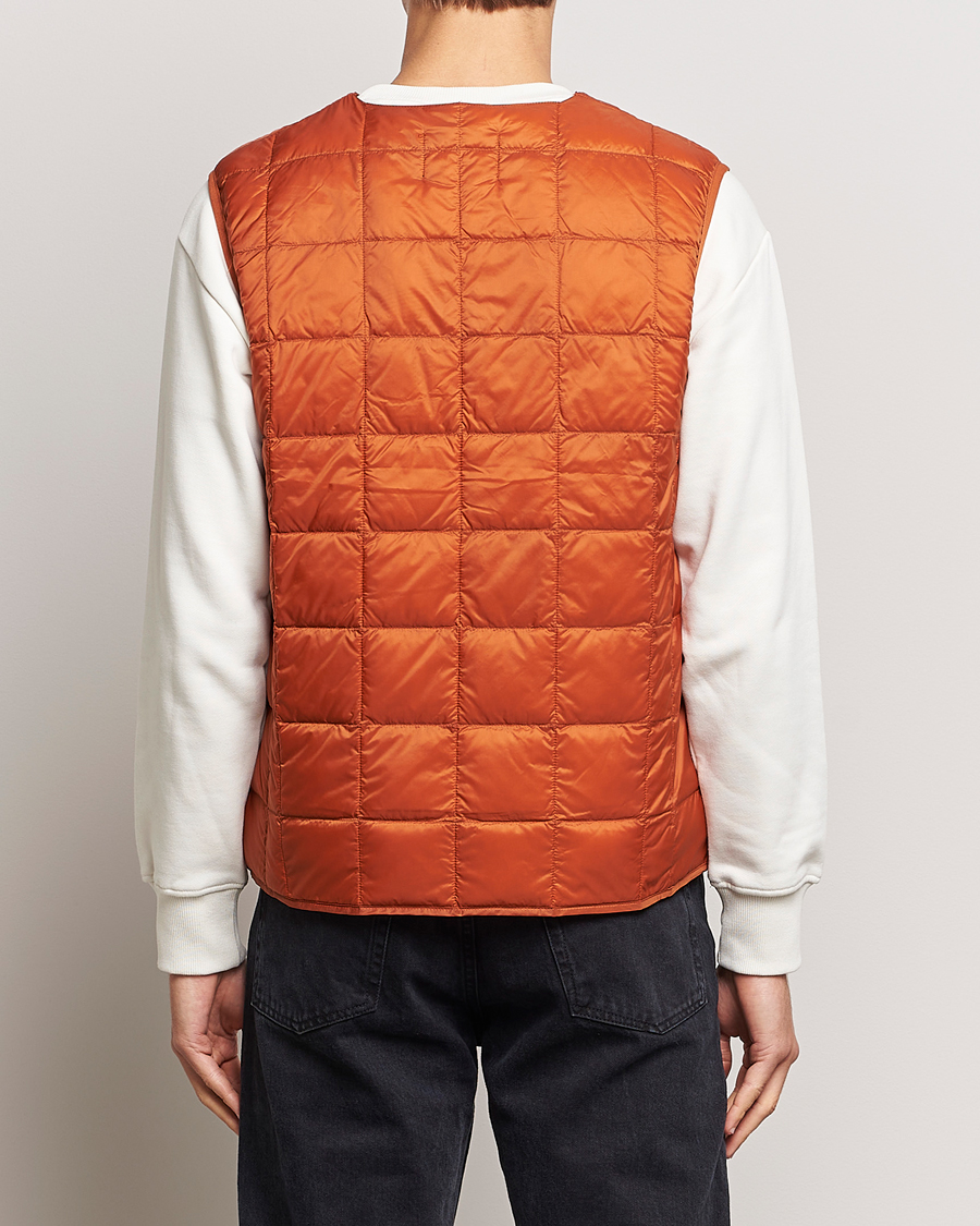Mies | Takit | TAION | V-Neck Lightweight Down Vest Brick Orange